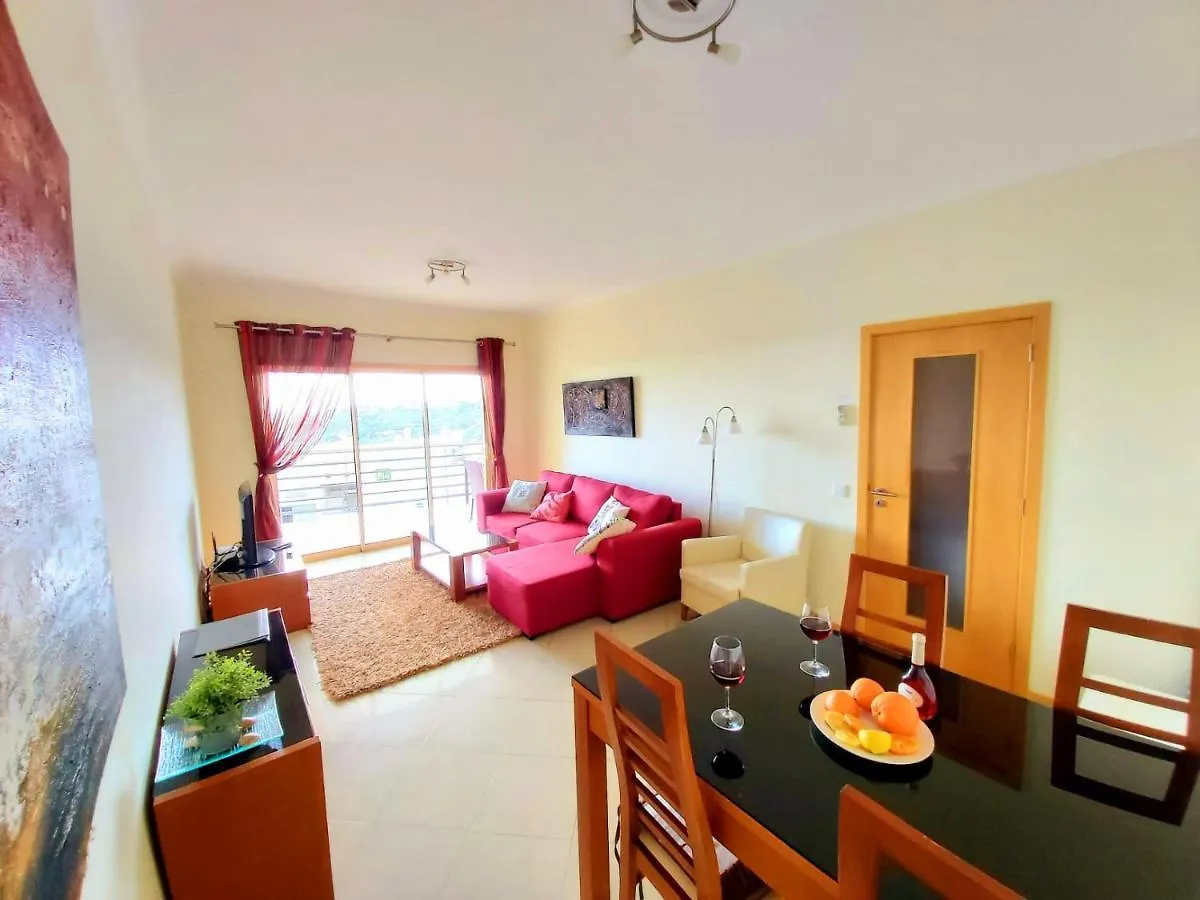 Sunny Apartment With Sea View In Albufeira